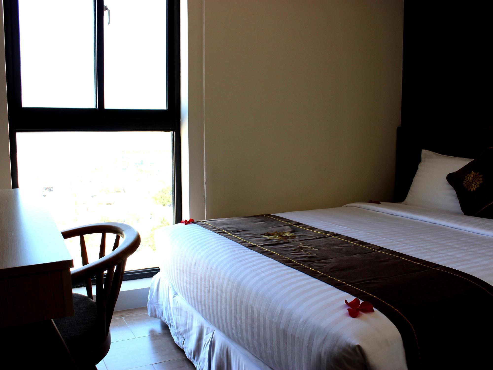Daisy Hotel Nha Trang Zewnętrze zdjęcie