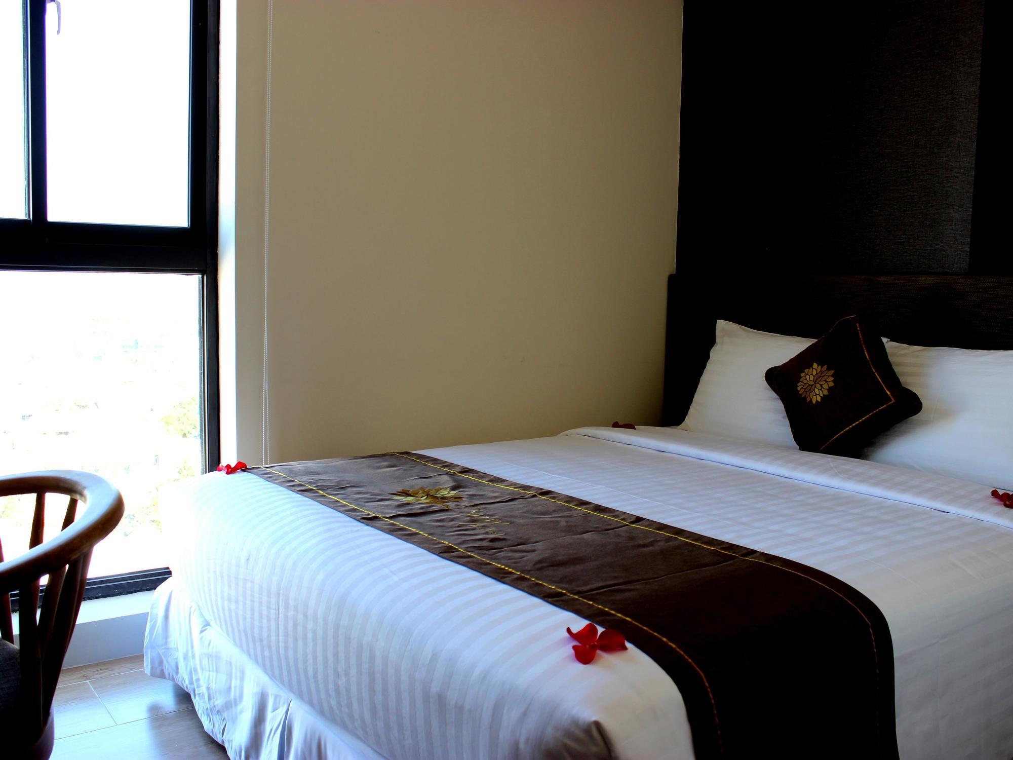 Daisy Hotel Nha Trang Zewnętrze zdjęcie