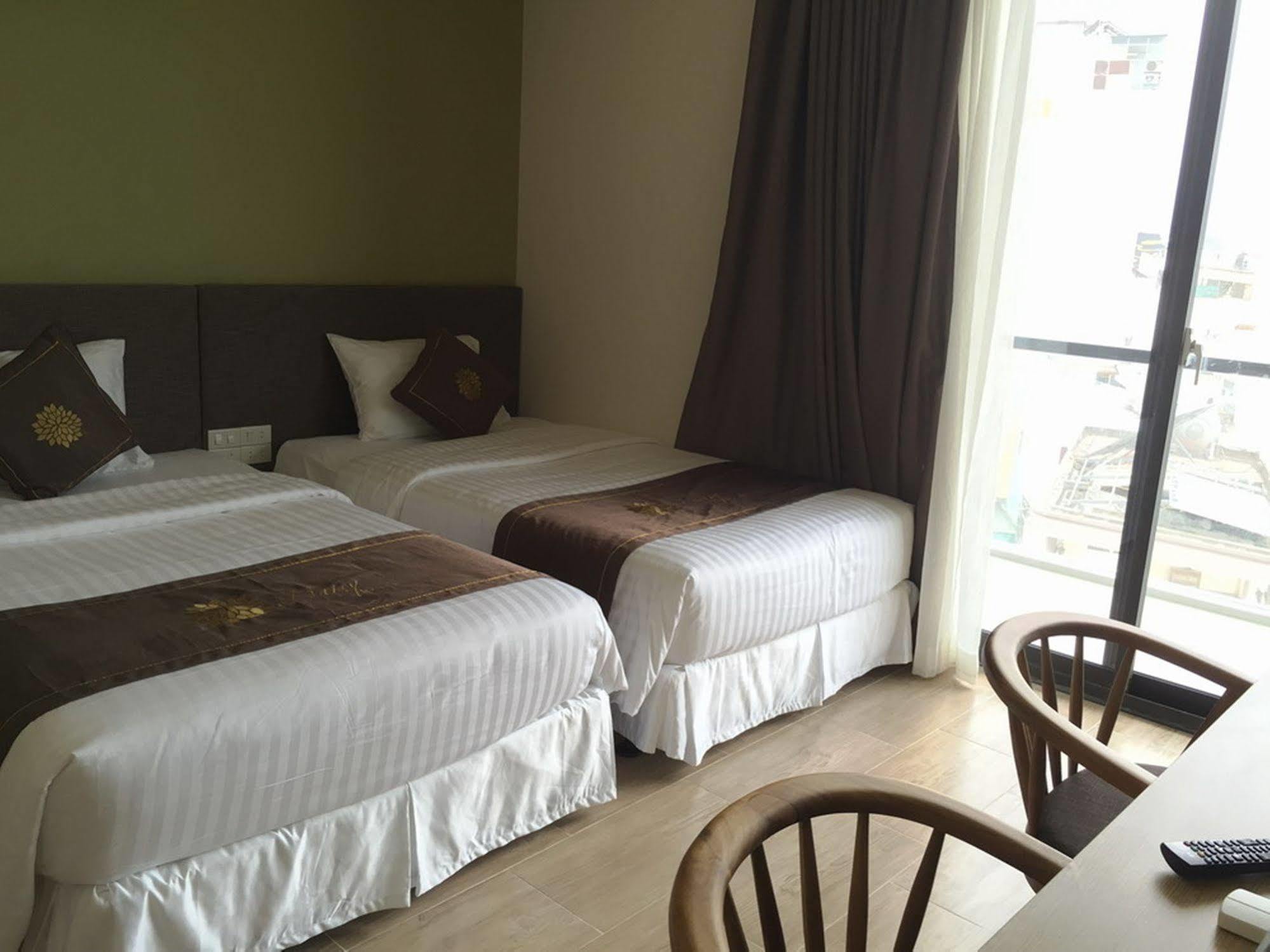 Daisy Hotel Nha Trang Zewnętrze zdjęcie