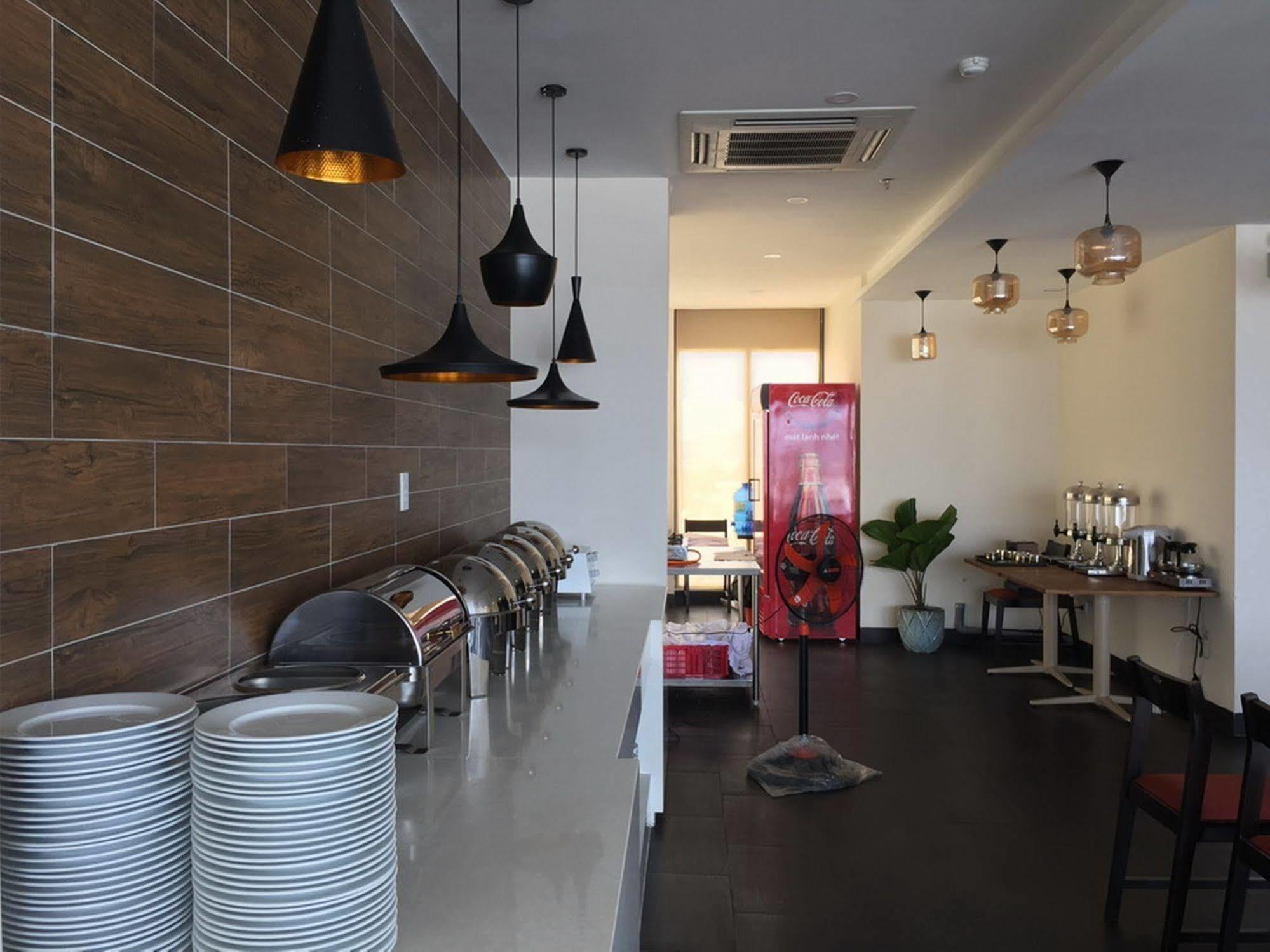 Daisy Hotel Nha Trang Zewnętrze zdjęcie