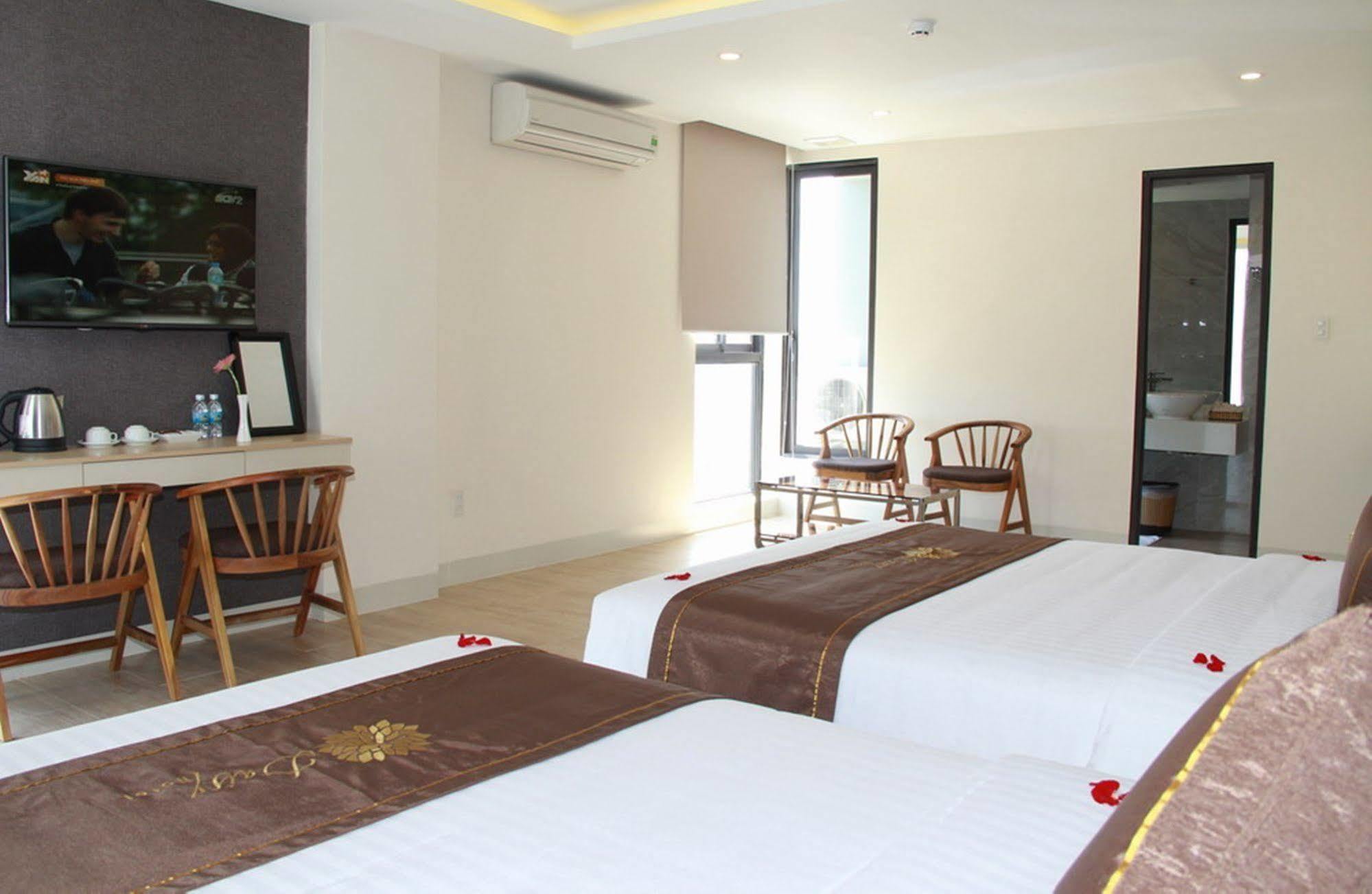 Daisy Hotel Nha Trang Zewnętrze zdjęcie