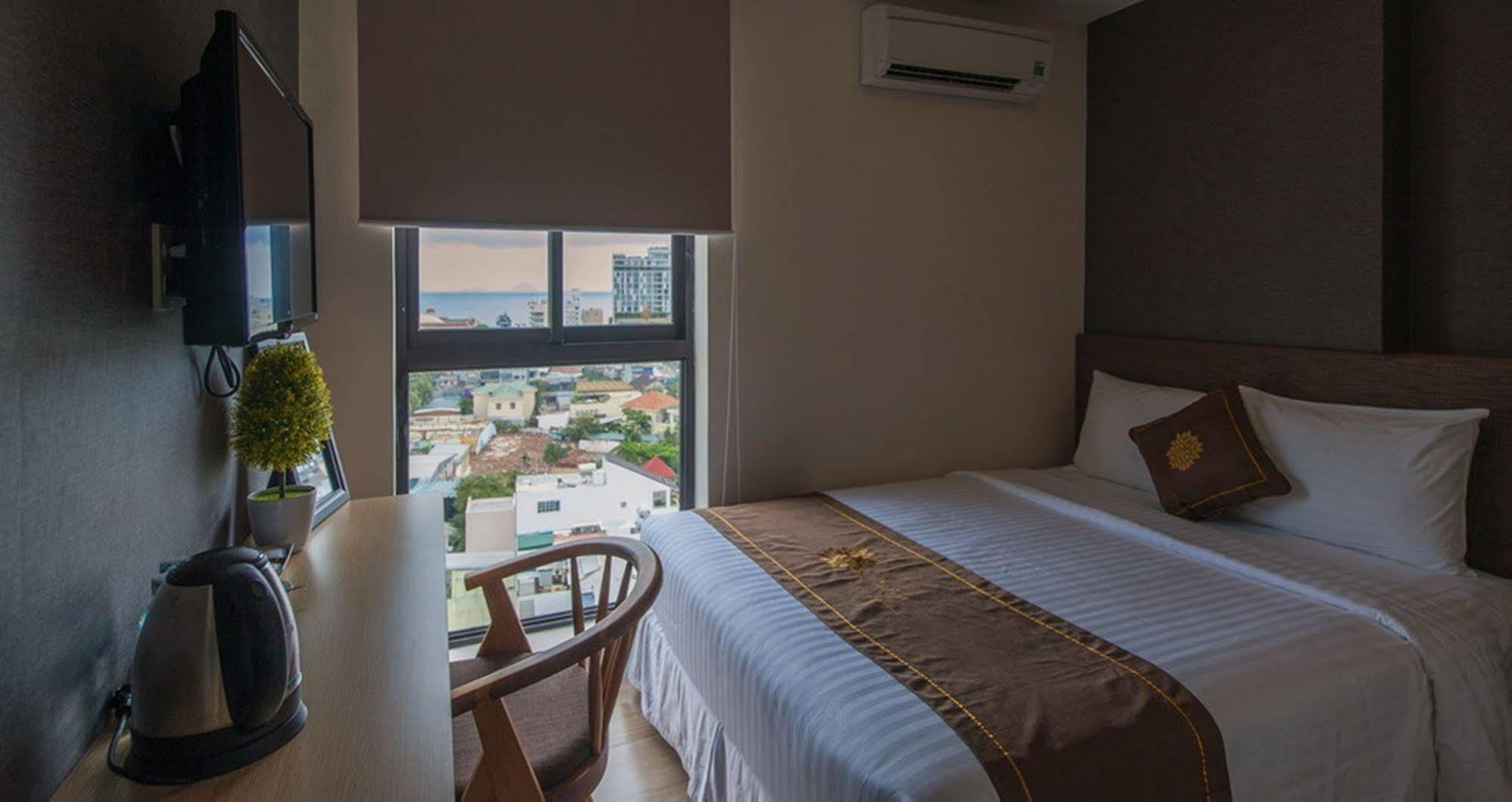 Daisy Hotel Nha Trang Zewnętrze zdjęcie