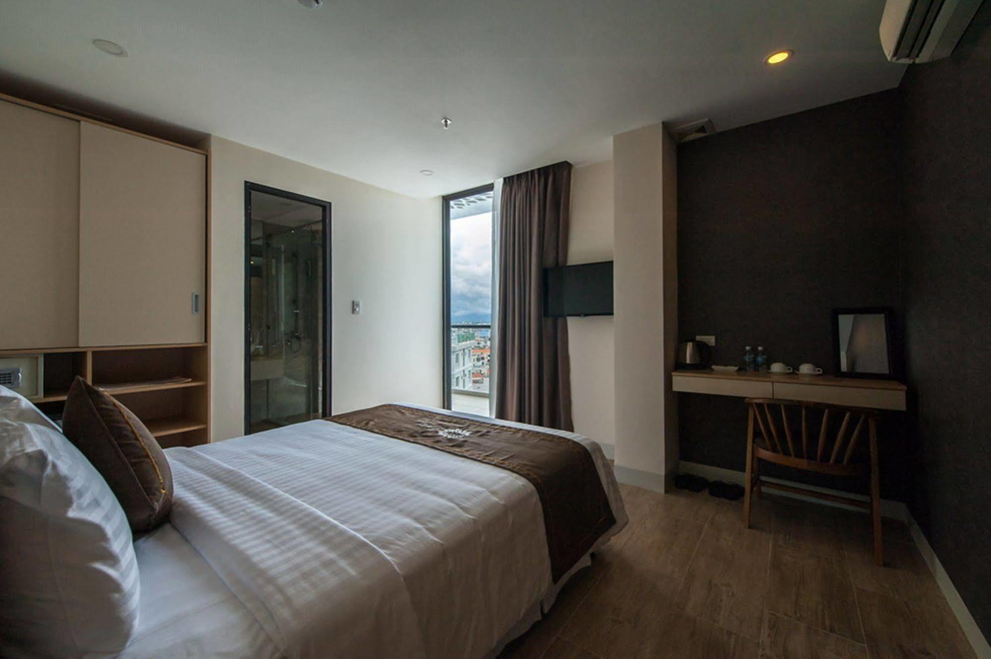 Daisy Hotel Nha Trang Zewnętrze zdjęcie