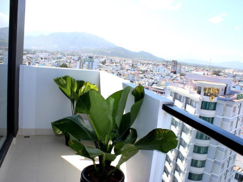 Daisy Hotel Nha Trang Zewnętrze zdjęcie
