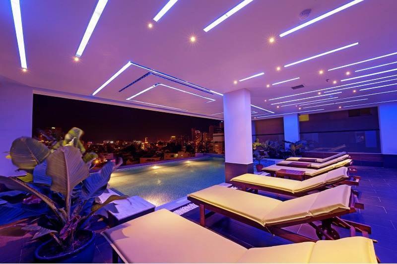Daisy Hotel Nha Trang Zewnętrze zdjęcie