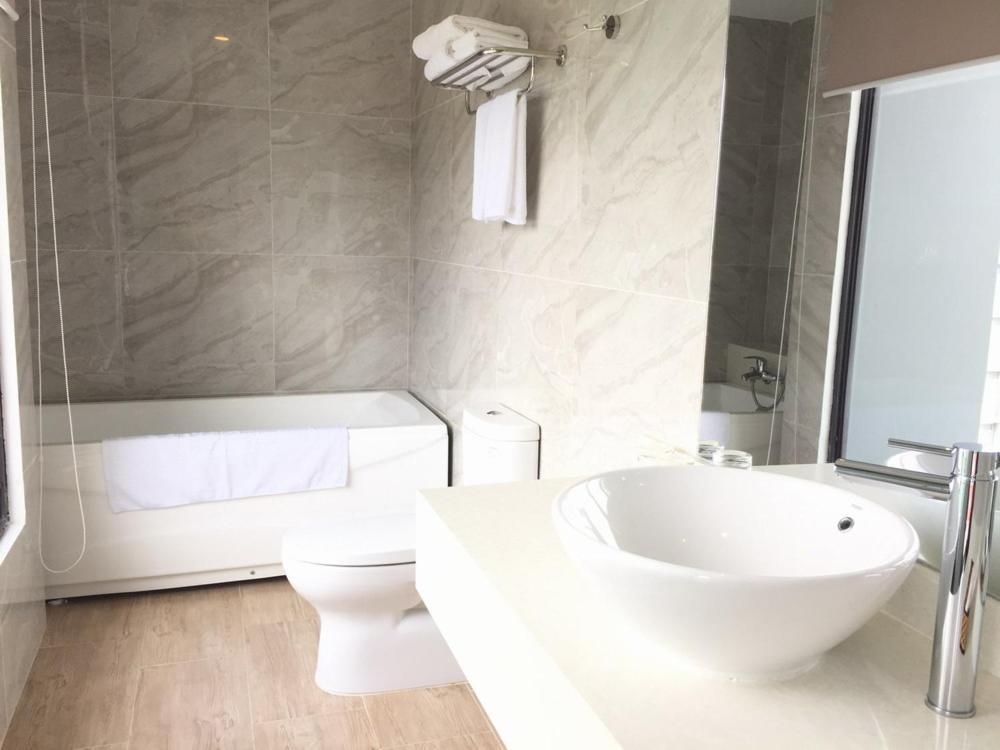 Daisy Hotel Nha Trang Zewnętrze zdjęcie